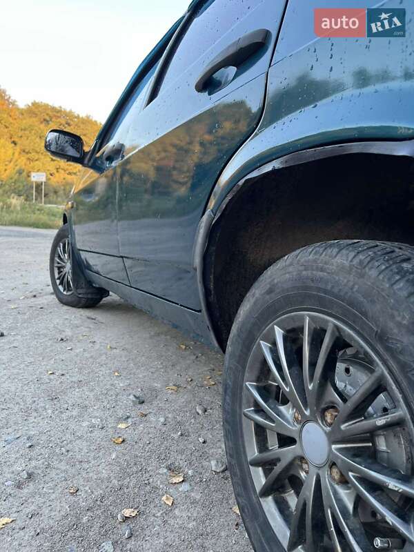 Седан ВАЗ / Lada 21099 2001 в Львове