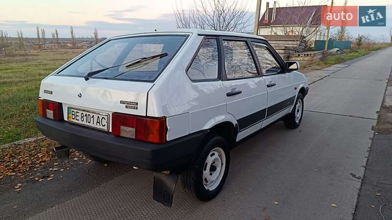 Седан ВАЗ / Lada 21099 2003 в Очакове фото 3 Седан ВАЗ / Lada 21099 2003 в Очакове