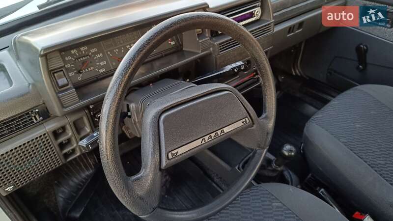 Седан ВАЗ / Lada 21099 2003 в Очакове фото 22 Седан ВАЗ / Lada 21099 2003 в Очакове