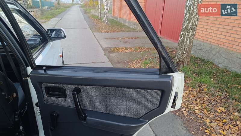 Седан ВАЗ / Lada 21099 2003 в Очакове фото 29 Седан ВАЗ / Lada 21099 2003 в Очакове