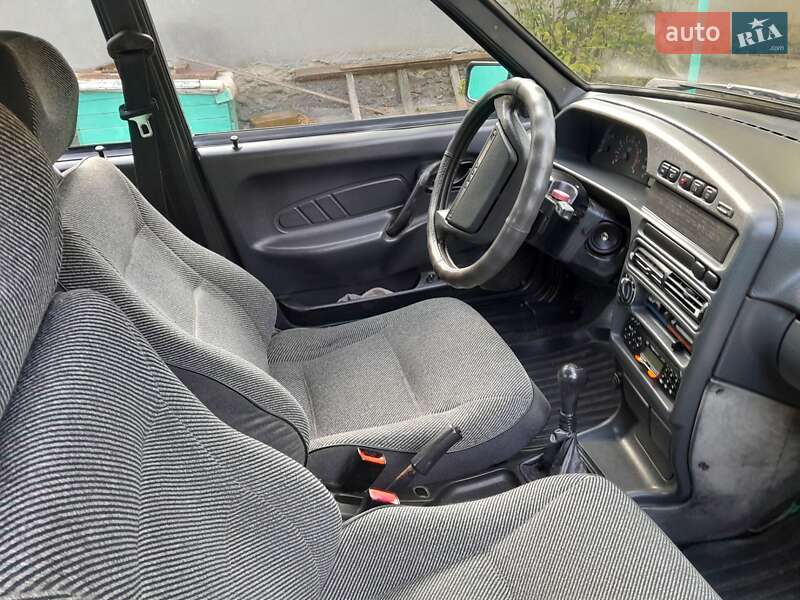 Седан ВАЗ / Lada 21099 2001 в Болграді