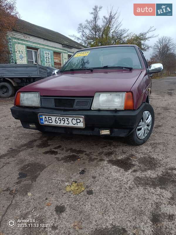 Седан ВАЗ / Lada 21099 1997 в Мене