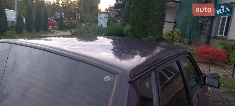 Седан ВАЗ / Lada 21099 2000 в Глухове