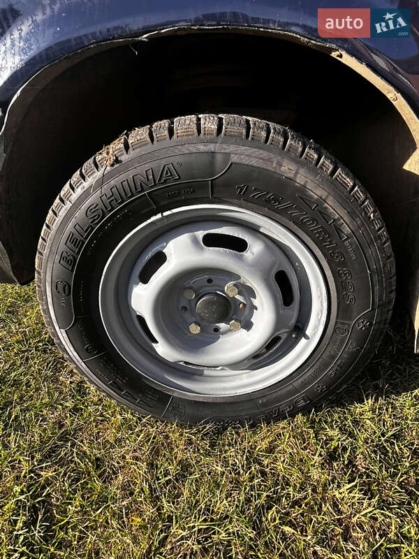 Седан ВАЗ / Lada 21099 2004 в Умани фото 4 Седан ВАЗ / Lada 21099 2004 в Умани