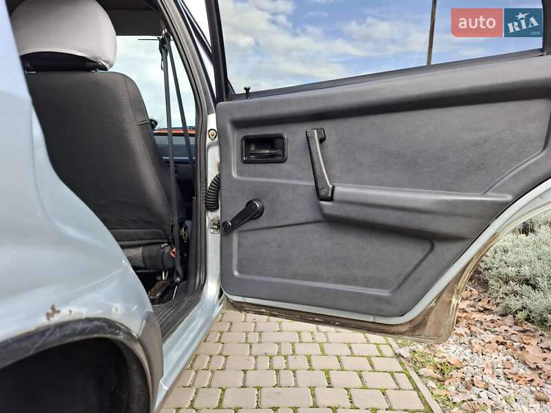 Седан ВАЗ / Lada 21099 1998 в Миколаєві фото 10 Седан ВАЗ / Lada 21099 1998 в Миколаєві