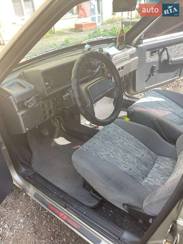 Седан ВАЗ / Lada 21099 2002 в Полтаве