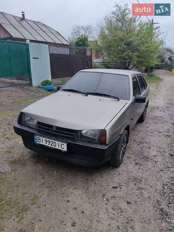 Седан ВАЗ / Lada 21099 2002 в Полтаве