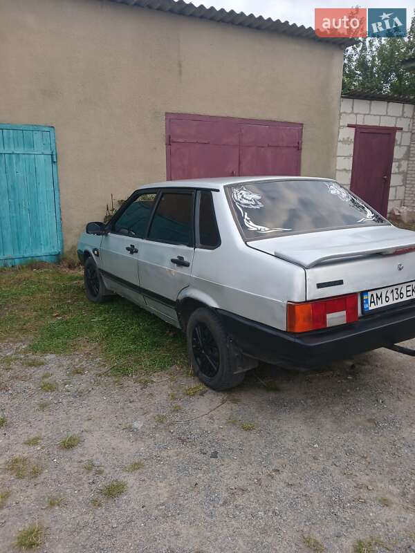 Седан ВАЗ / Lada 21099 2001 в Мирополе фото 2 Седан ВАЗ / Lada 21099 2001 в Мирополе