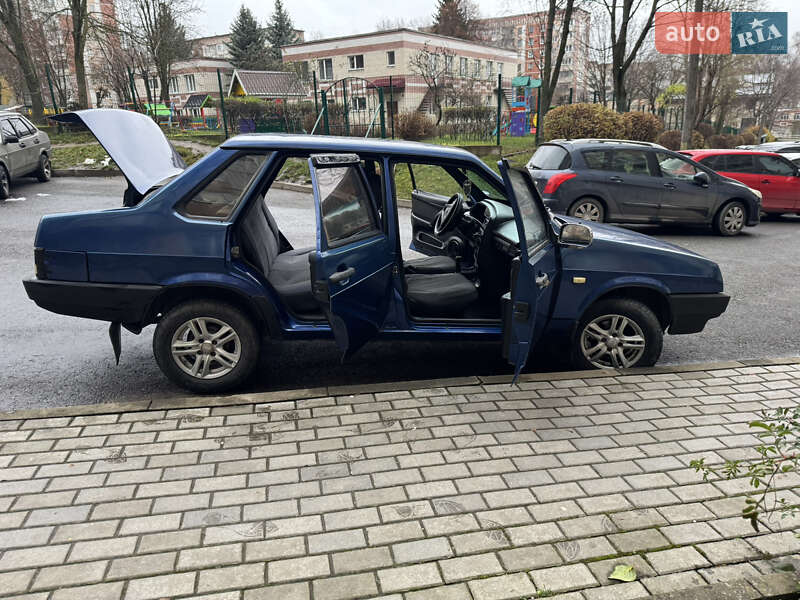 Седан ВАЗ / Lada 21099 2008 в Тернополе