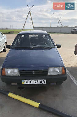 Седан ВАЗ 21099 2004 в Снигиревке