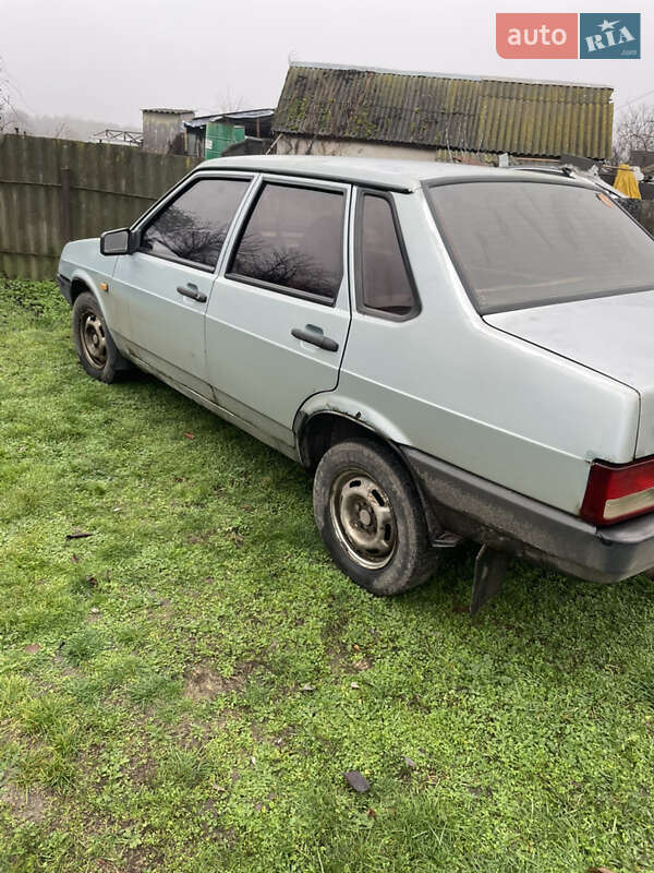 Седан ВАЗ / Lada 21099 2004 в Черкассах фото 3 Седан ВАЗ / Lada 21099 2004 в Черкассах
