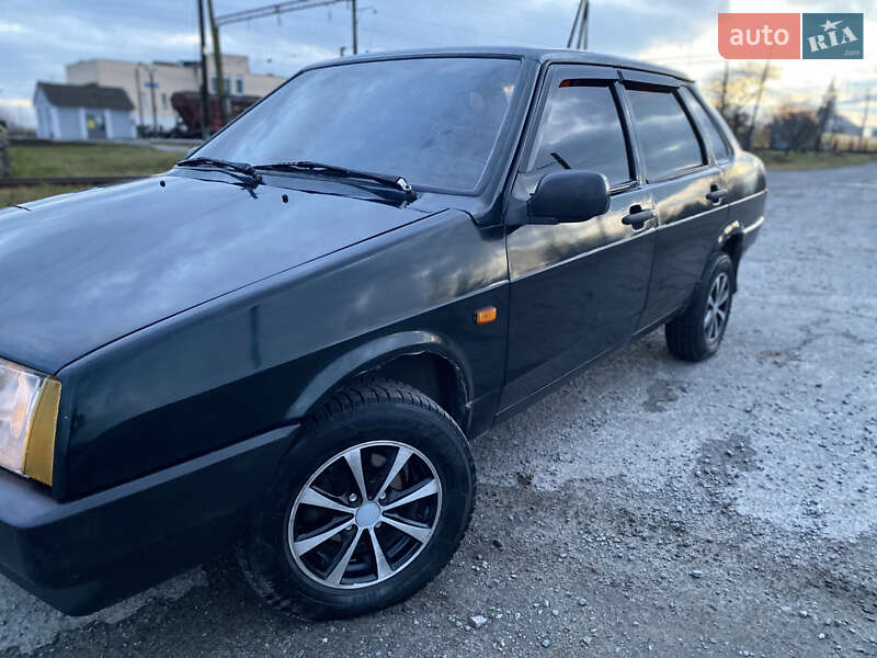 Седан ВАЗ / Lada 21099 2005 в Мирополі