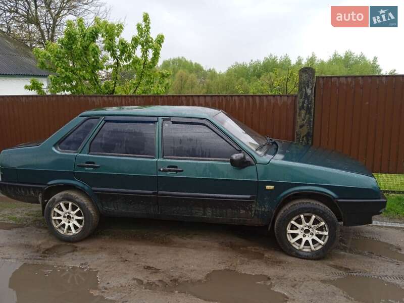 Седан ВАЗ / Lada 21099 2004 в Прилуках