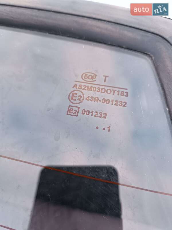 Седан ВАЗ / Lada 21099 2001 в Києві