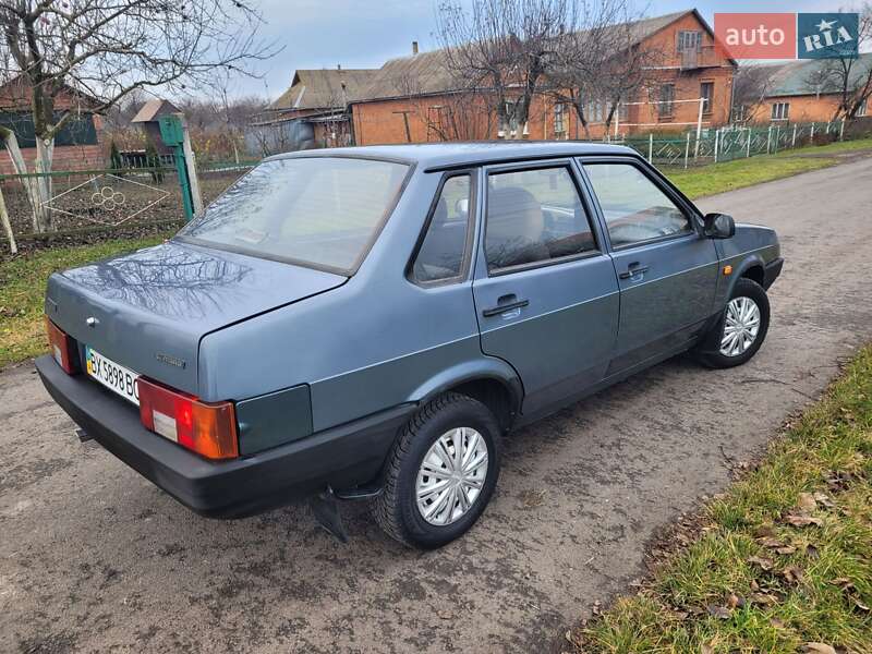 Седан ВАЗ / Lada 21099 2011 в Хмельницькому