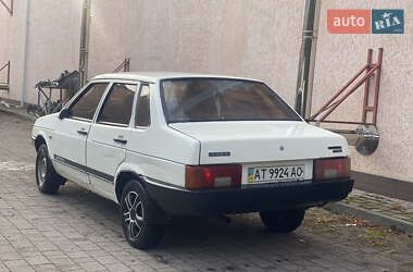 Седан ВАЗ / Lada 21099 1994 в Калуше