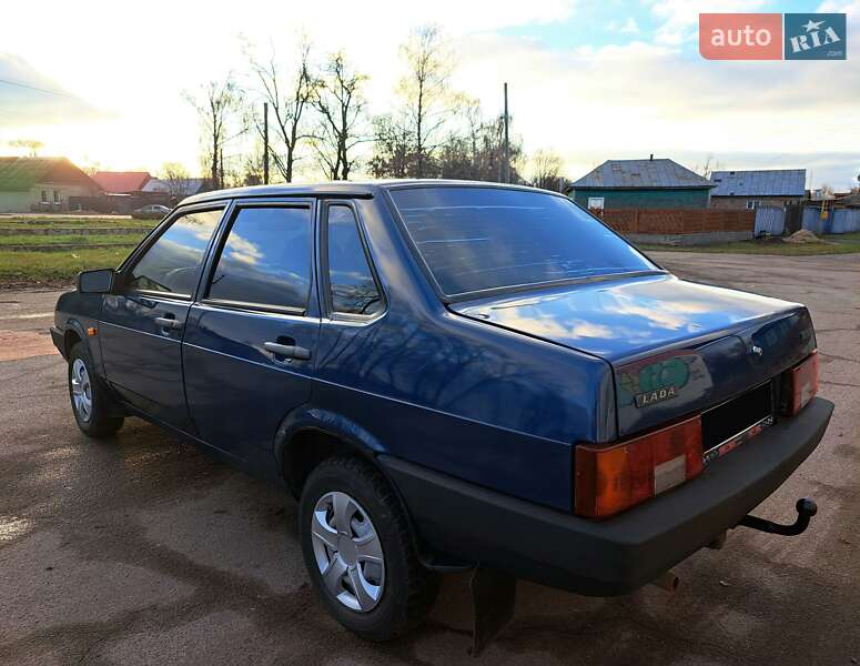 Седан ВАЗ / Lada 21099 2011 в Шостке