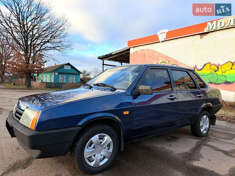 Седан ВАЗ / Lada 21099 2011 в Шостке
