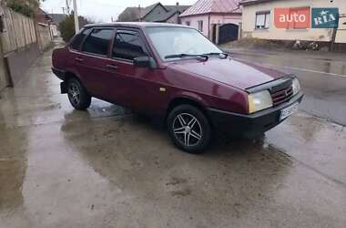 Седан ВАЗ 21099 2007 в Виноградові