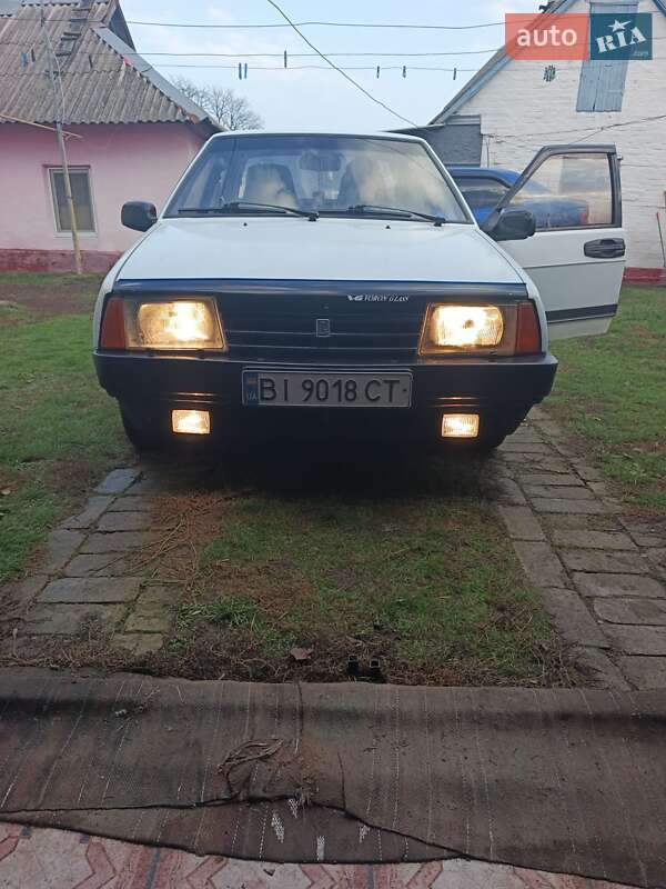 Седан ВАЗ / Lada 21099 1994 в Семенівці