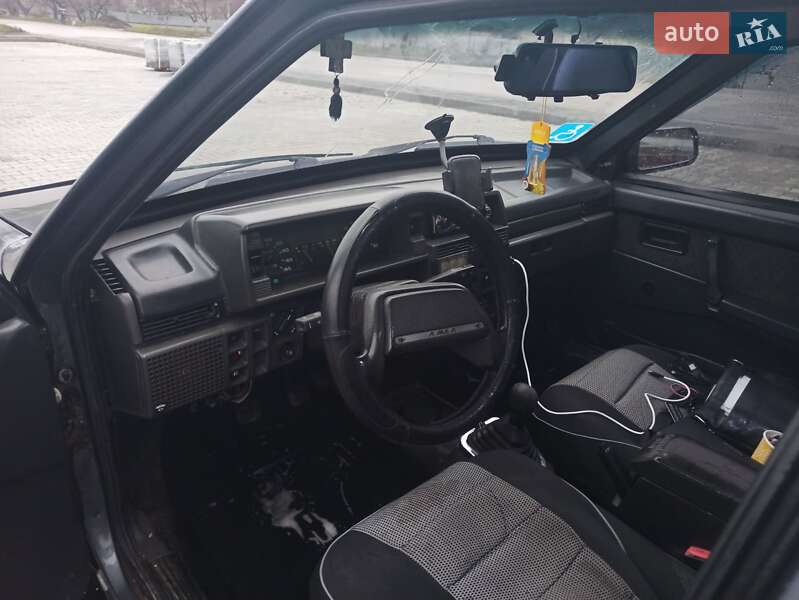 Седан ВАЗ / Lada 21099 2005 в Каменец-Подольском фото 9 Седан ВАЗ / Lada 21099 2005 в Каменец-Подольском