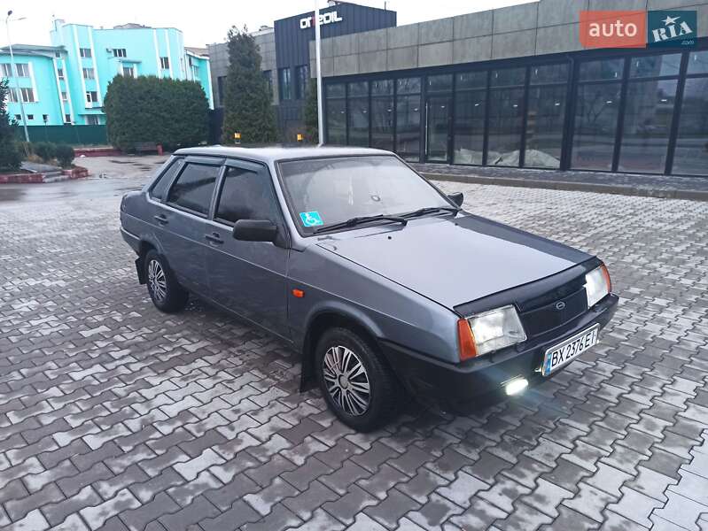 Седан ВАЗ / Lada 21099 2005 в Каменец-Подольском фото 3 Седан ВАЗ / Lada 21099 2005 в Каменец-Подольском