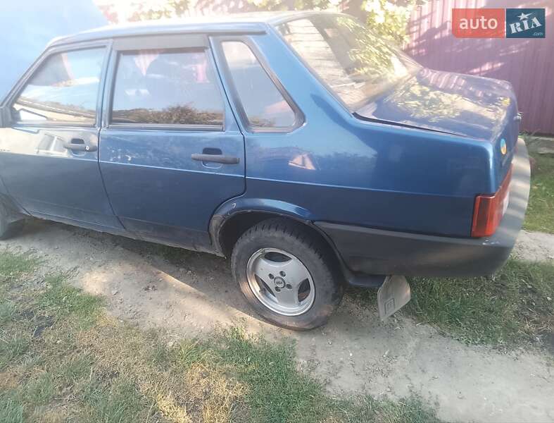 Седан ВАЗ / Lada 21099 2008 в Львове