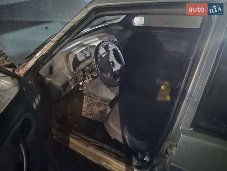 Седан ВАЗ / Lada 21099 2007 в Житомире