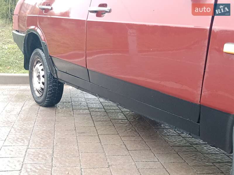 Седан ВАЗ / Lada 21099 1998 в Дрогобыче