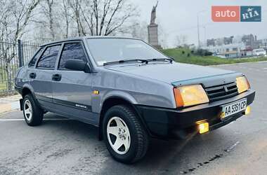 Седан ВАЗ / Lada 21099 2007 в Киеве