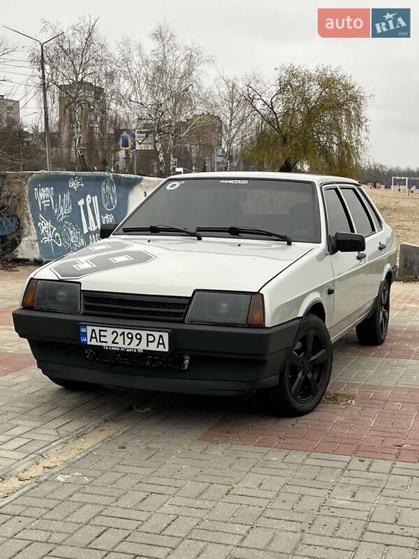 Седан ВАЗ / Lada 21099 2010 в Запорожье