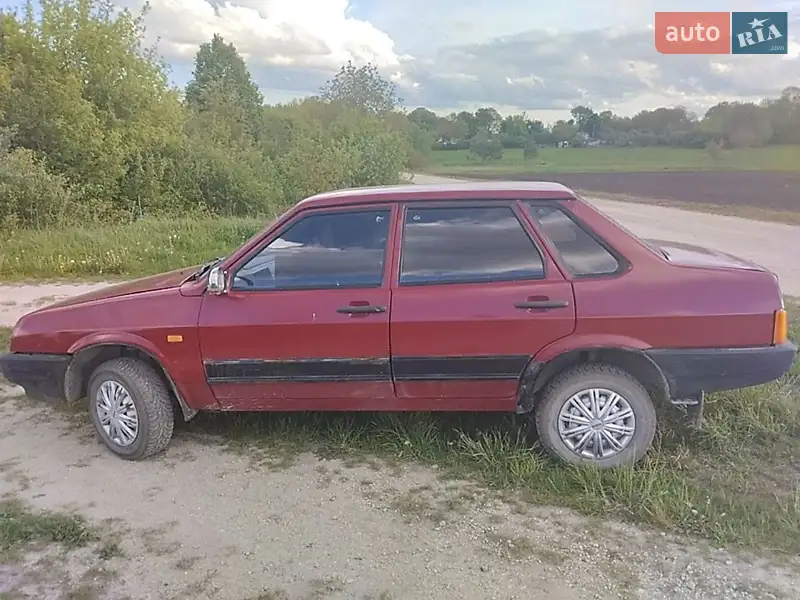 ВАЗ / Lada 21099