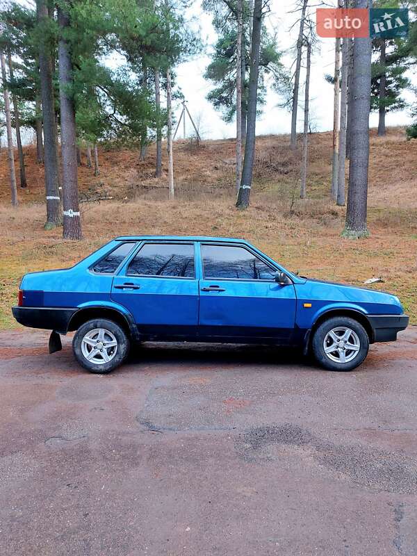 Седан ВАЗ / Lada 21099 2007 в Тростянці