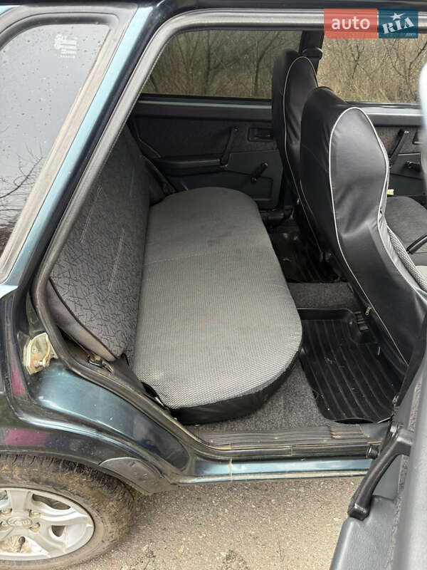 Седан ВАЗ / Lada 21099 2005 в Вилкове