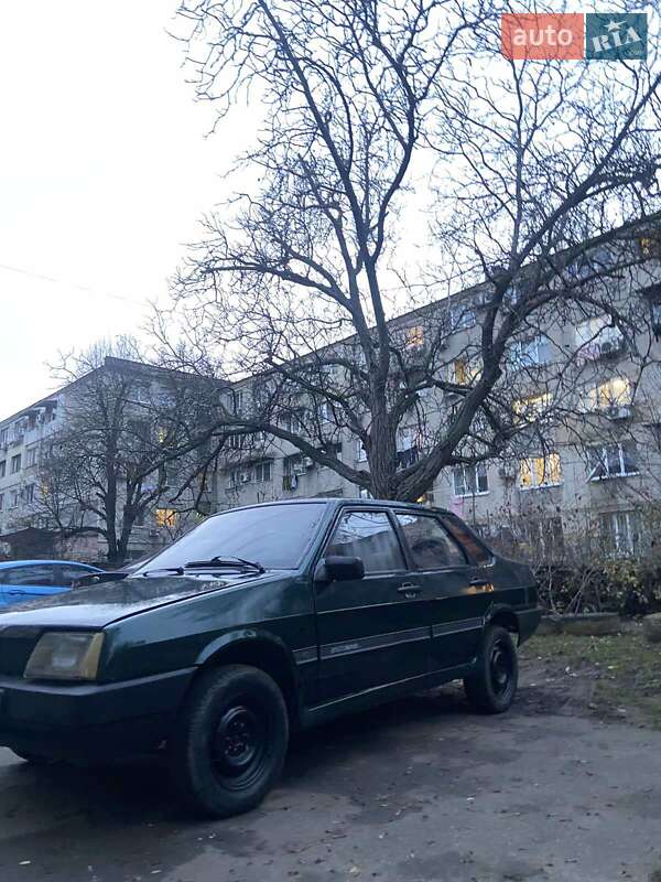 Седан ВАЗ / Lada 21099 1993 в Одессе