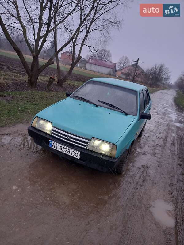 Седан ВАЗ / Lada 21099 1993 в Калуше