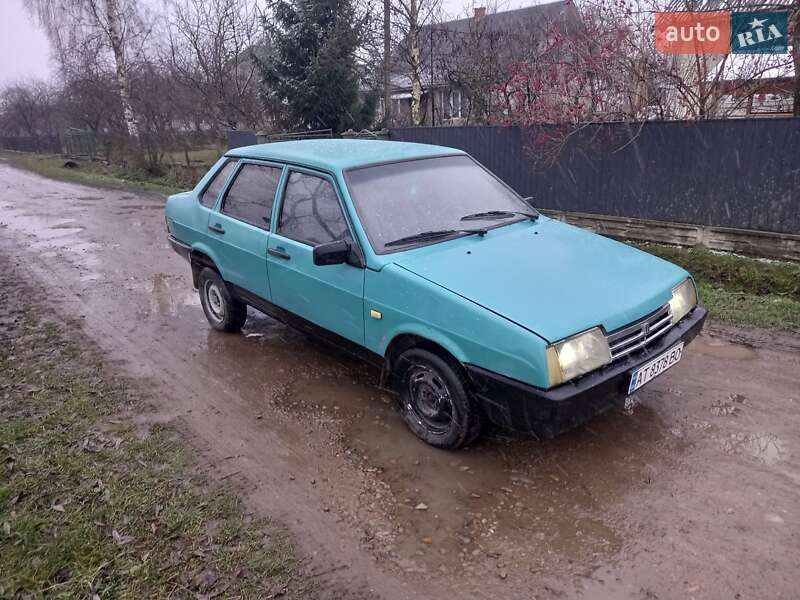 Седан ВАЗ / Lada 21099 1993 в Калуше