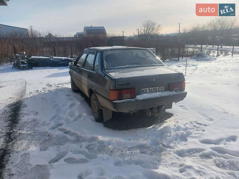 Седан ВАЗ / Lada 21099 2005 в Хмельницком