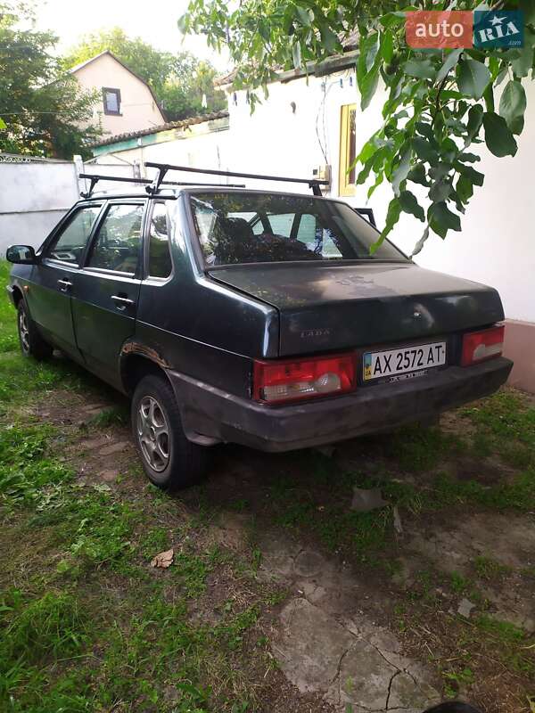 Седан ВАЗ / Lada 21099 2004 в Печенегах