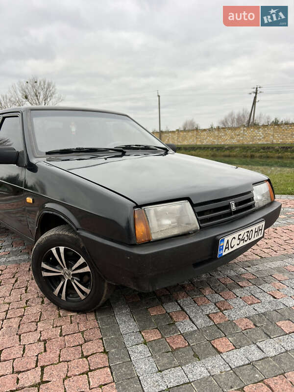 Седан ВАЗ / Lada 21099 2005 в Нововолынске