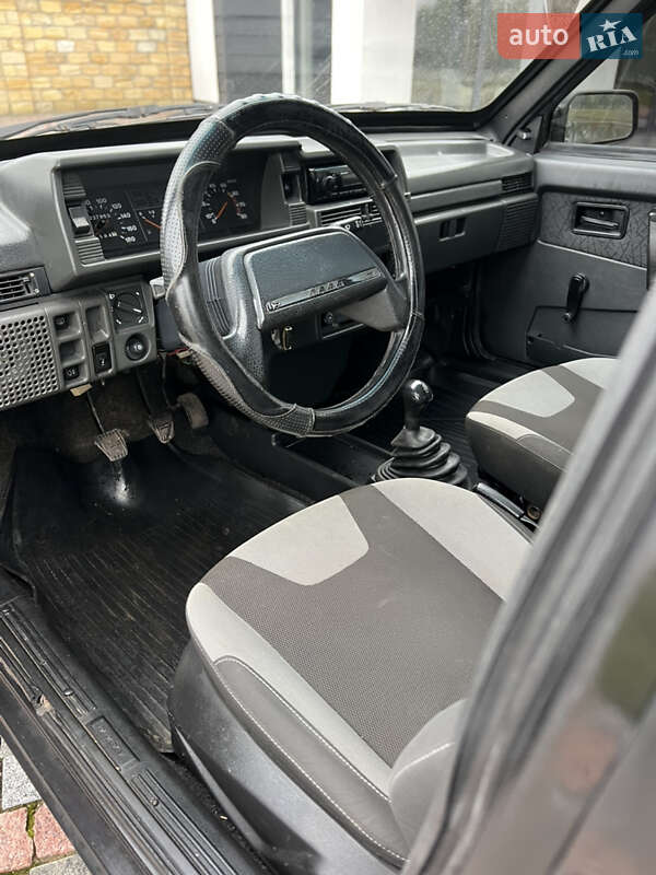 Седан ВАЗ / Lada 21099 2005 в Нововолынске