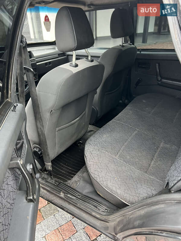 Седан ВАЗ / Lada 21099 2005 в Нововолынске
