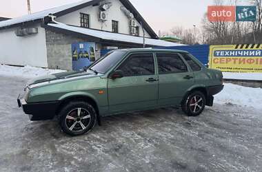 Седан ВАЗ 21099 2008 в Долині