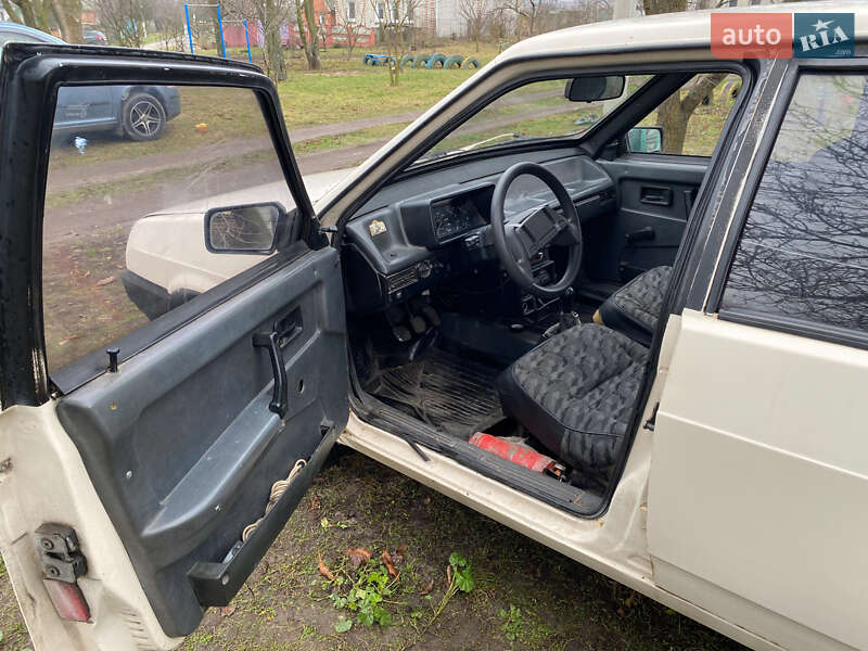 Седан ВАЗ / Lada 21099 1996 в Сумах