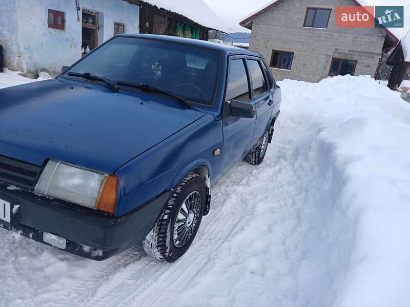 Седан ВАЗ / Lada 21099 2003 в Золочеве