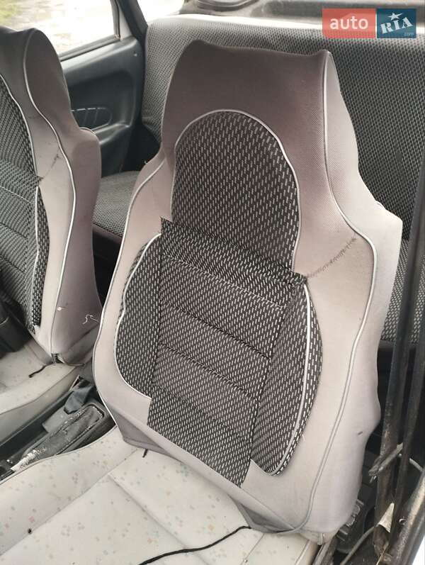 Седан ВАЗ / Lada 21099 1992 в Желтых Водах