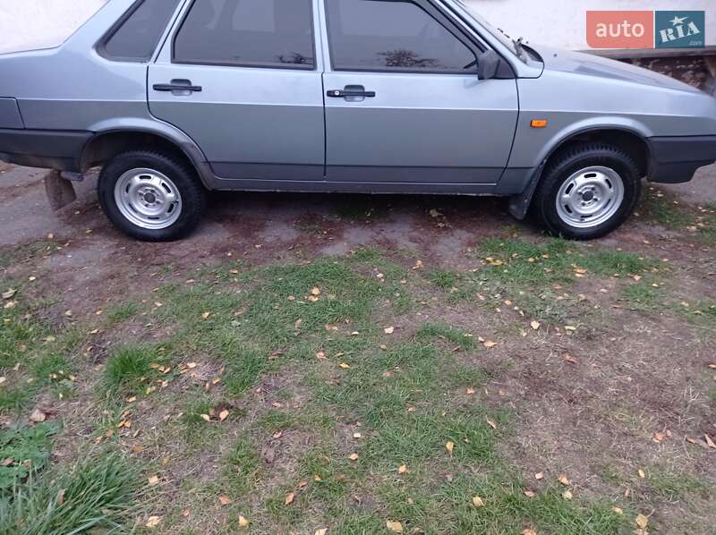 Седан ВАЗ / Lada 21099 2007 в Шостке