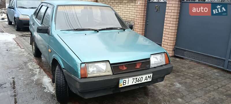 Седан ВАЗ / Lada 21099 2000 в Кременчуге