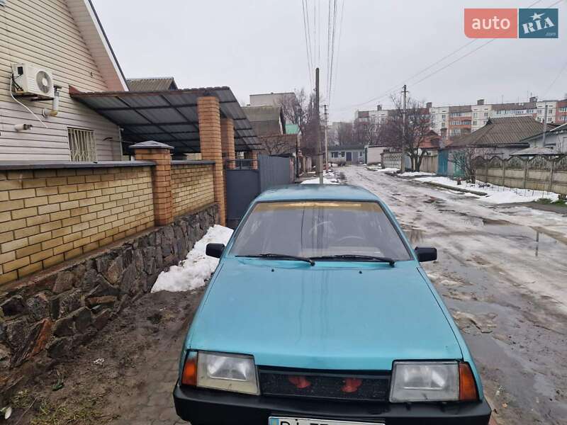 Седан ВАЗ / Lada 21099 2000 в Кременчуге