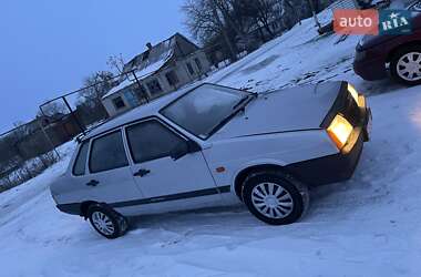 Седан ВАЗ 21099 2005 в Апостоловому